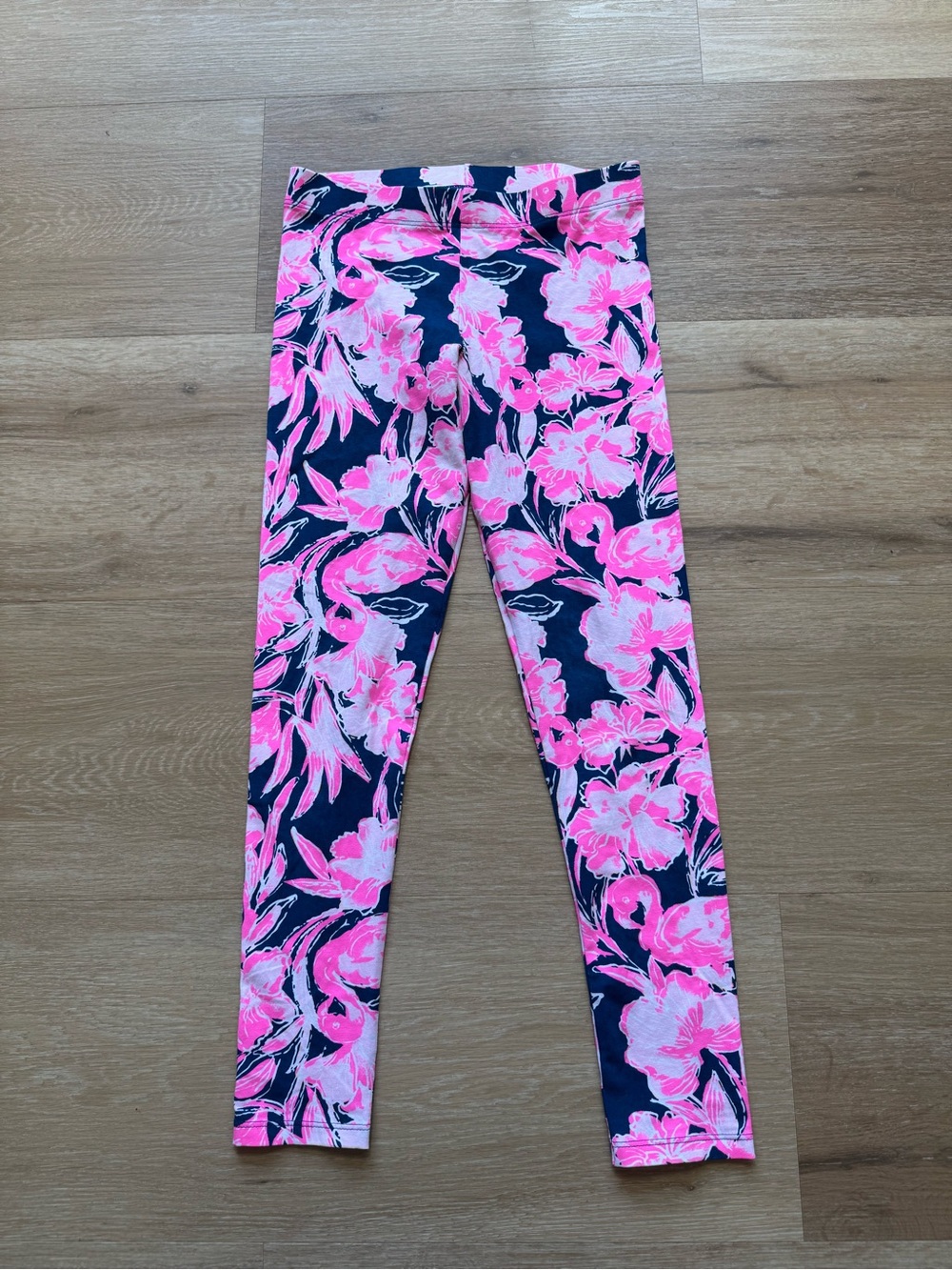 Lilly Pulitzer Navy & Hot Pink Floral Flamingo Leggings - Picture 1 of 6